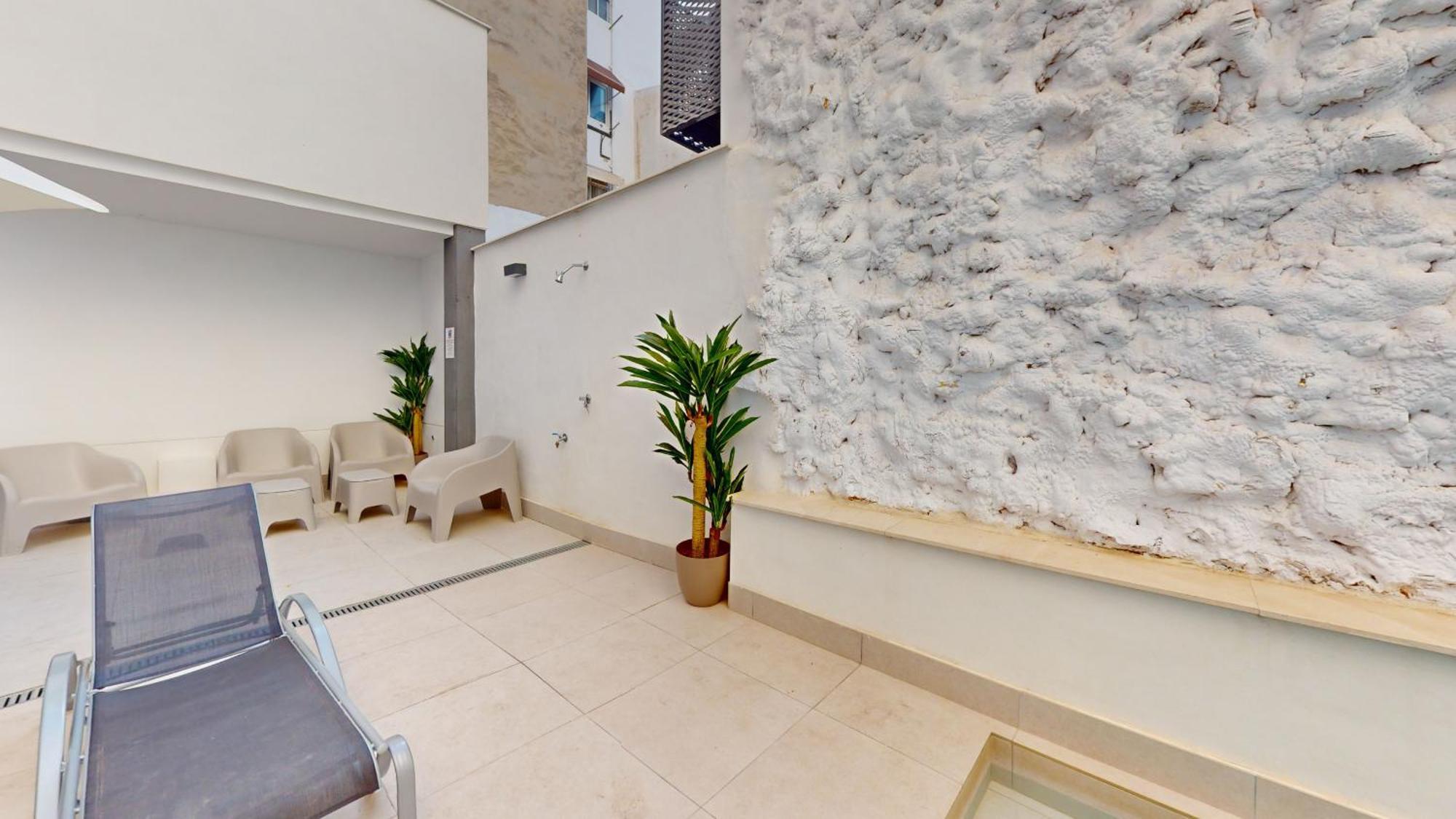 Alicante Colorful Penthouse Center 5A ภายนอก รูปภาพ